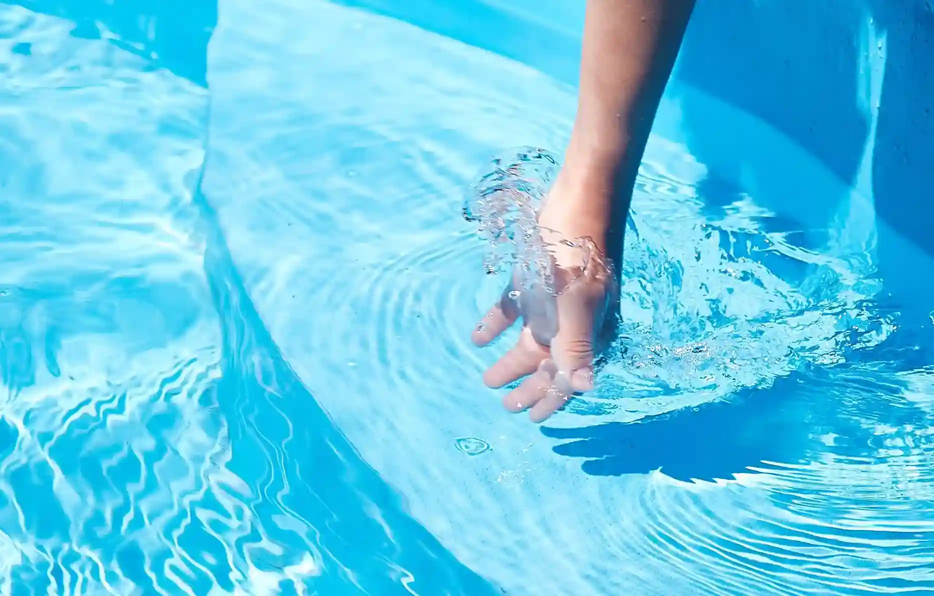 Produits de nettoyage écologiques pour piscines